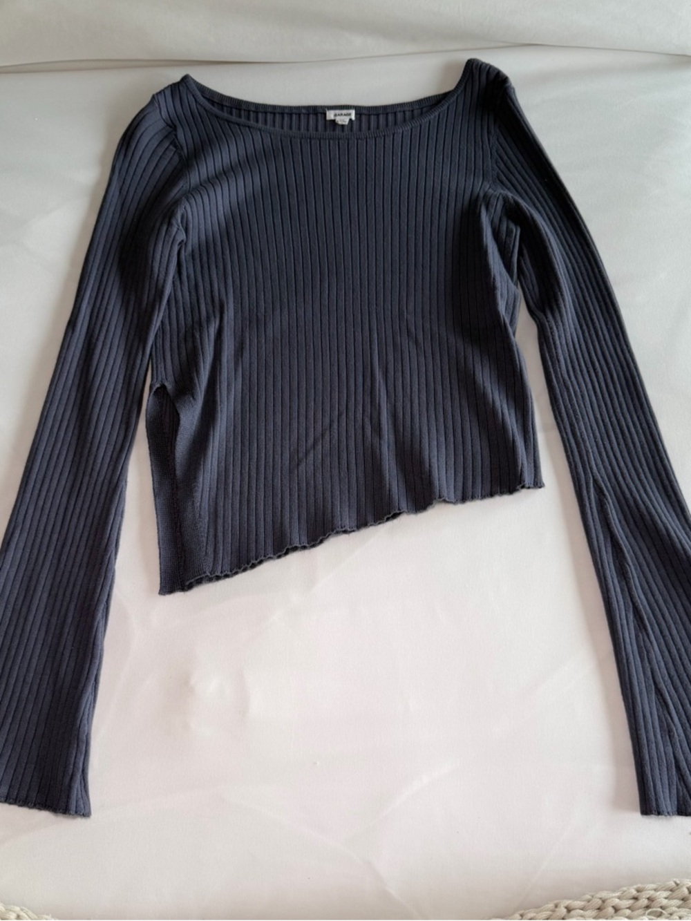 Ribbed Long-Sleeve Crop Top - Navy